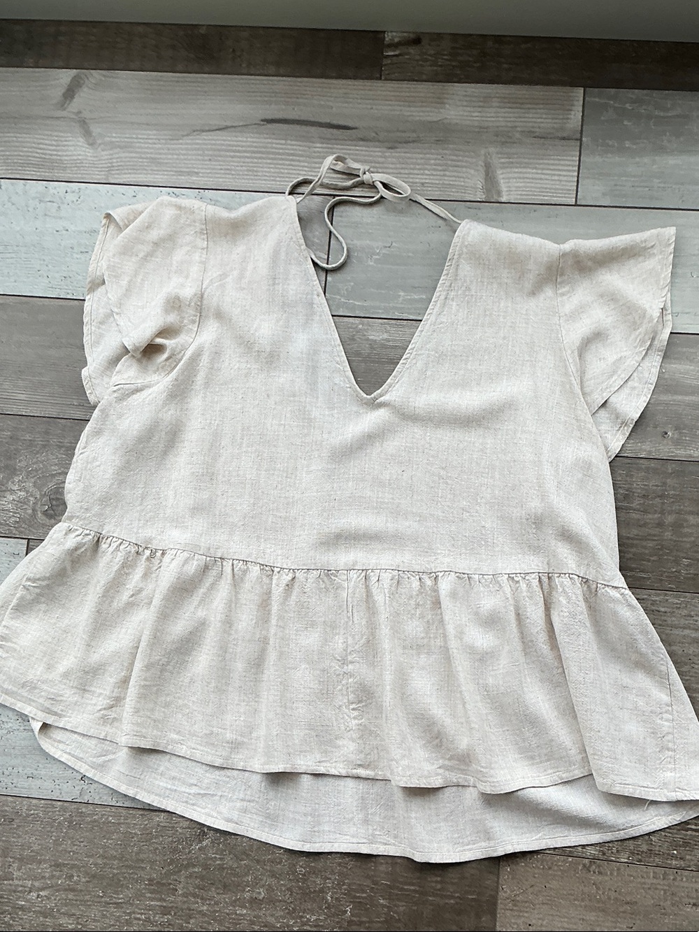 Dex Light Beige Flutter Sleeve Peplum Tunic XL